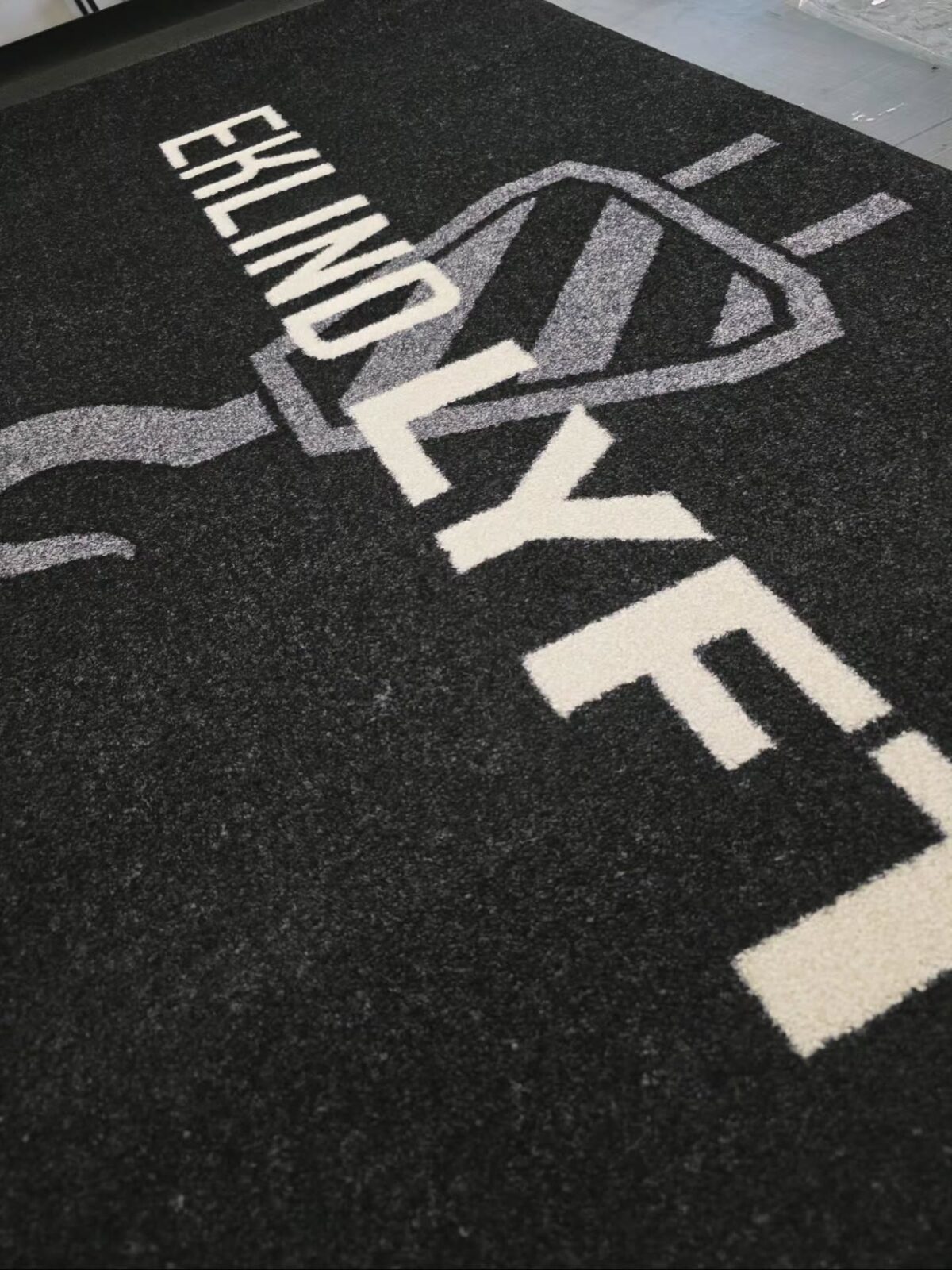 egen logotyp på logomatta
