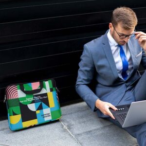 Laptopfodral i sublimerad neopren med dragkedja och framlapp