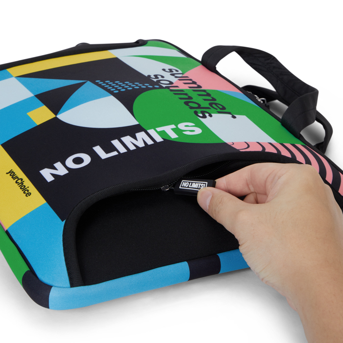 Laptopfodral i sublimerad neopren med dragkedja och framlapp